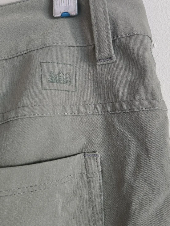 Rei Womens Nylon Convertible Capri Pants Size 6 Olive - Picture 8 of 16